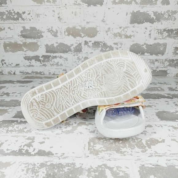 Blowfish Ruble White Pixie Garden Adjustable Comfort Strap Sandals O441 - Picture 5 of 8